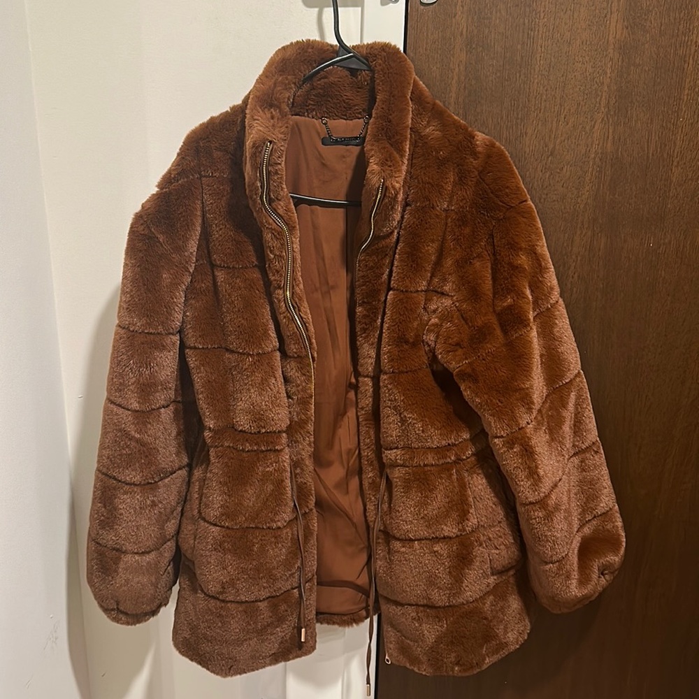 Elie Tahari Faux Fur Brown Coat - small